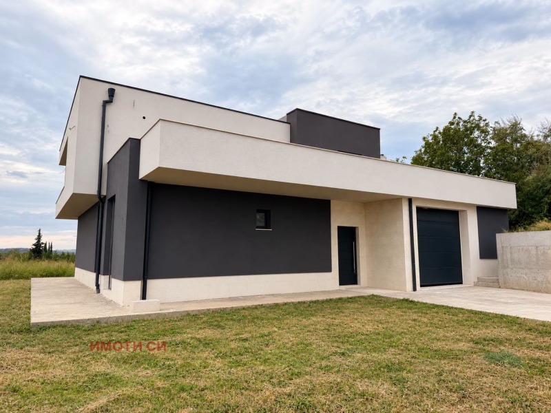 Продава КЪЩА, град Стара Загора, Студентско градче • 505000 € • 82243317 1 — Holmes.bg Продава КЪЩА, град Стара Загора, Студентско градче • 505000 € • 82243317 1