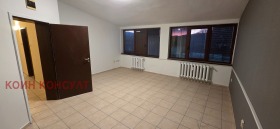 ОФИС, 32 m2 - Holmes.bg ОФИС, 32 m2