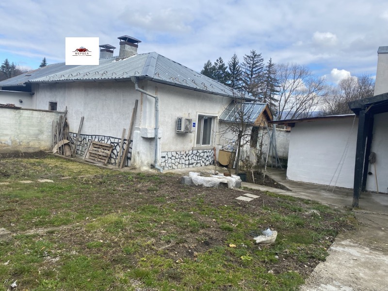 Продава  Къща, град Перник, Кошаревска махала • 84 000 лв. • ID 49820433 — holmes.bg - [1] 