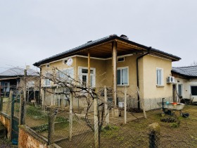 Снимка Продава КЪЩА