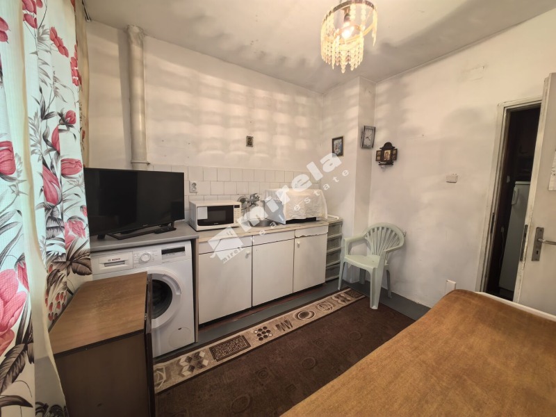 Продава 2-СТАЕН, град Ямбол, Център • 72000 € / 140819.76 лв. • 60126674 1 — Holmes.bg Продава 2-СТАЕН, град Ямбол, Център • 72000 € / 140819.76 лв. • 60126674 1