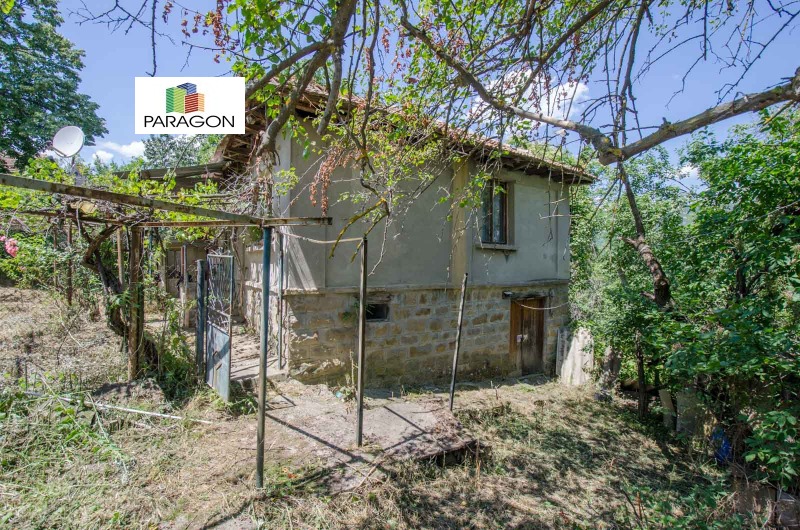 Продава КЪЩА, област Габрово, с. Чавеи • 89900 € / 175829.12 лв. • 39947183 1 — Holmes.bg Продава КЪЩА, област Габрово, с. Чавеи • 89900 € / 175829.12 лв. • 39947183 1