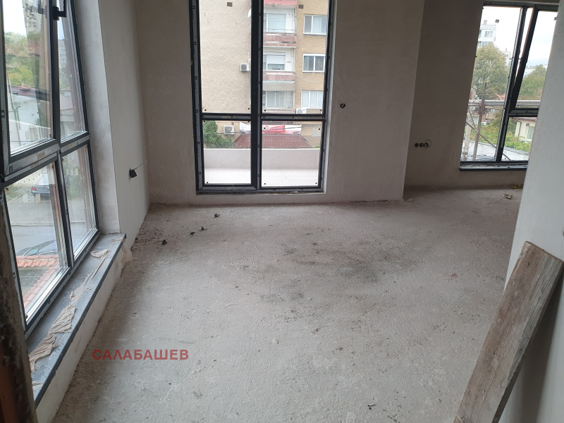 Продава 4-СТАЕН, област Стара Загора, гр. Казанлък • 181500 € • 86776824 1 — Holmes.bg Продава 4-СТАЕН, област Стара Загора, гр. Казанлък • 181500 € • 86776824 1