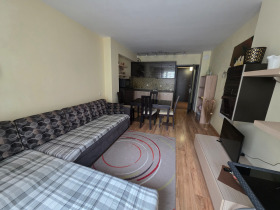 Обява Продава 2-СТАЕН,град Бургас, Зорница