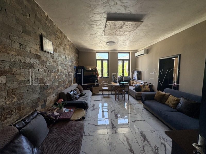 Продава МЕЗОНЕТ, град Видин, Център • 160000 € / 312932.80 лв. • 15118714 1 — Holmes.bg Продава МЕЗОНЕТ, град Видин, Център • 160000 € / 312932.80 лв. • 15118714 1