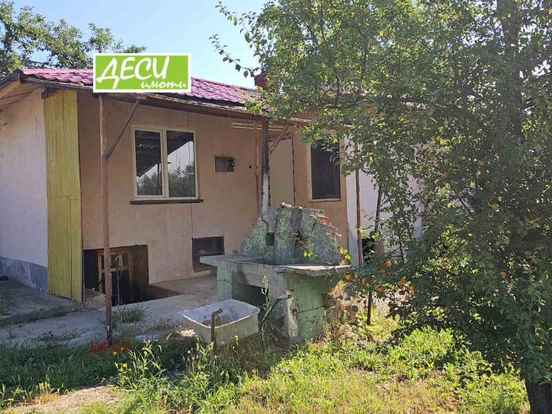 Продава КЪЩА, област Русе, с. Щръклево • 54900 € / 107375.07 лв. • 19535048 1 — Holmes.bg Продава КЪЩА, област Русе, с. Щръклево • 54900 € / 107375.07 лв. • 19535048 1