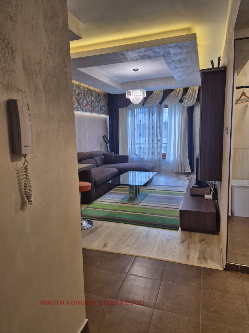 Продава 2-СТАЕН, град София, Център • 228000 € / 445929.24 лв. • 27634465 1 — Holmes.bg Продава 2-СТАЕН, град София, Център • 228000 € / 445929.24 лв. • 27634465 1