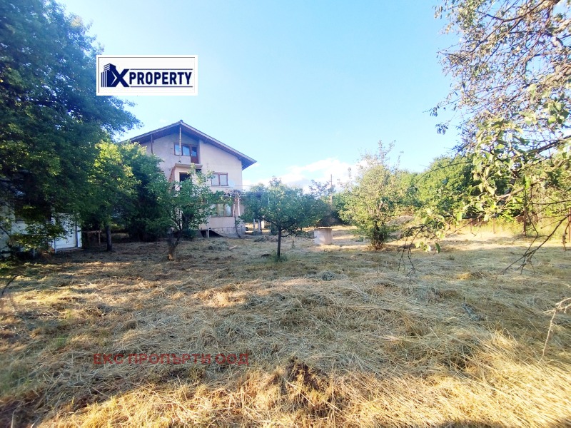 Продава КЪЩА, област Перник, с. Режанци • 79500 € / 155488.48 лв. • 26704613 1 — Holmes.bg Продава КЪЩА, област Перник, с. Режанци • 79500 € / 155488.48 лв. • 26704613 1