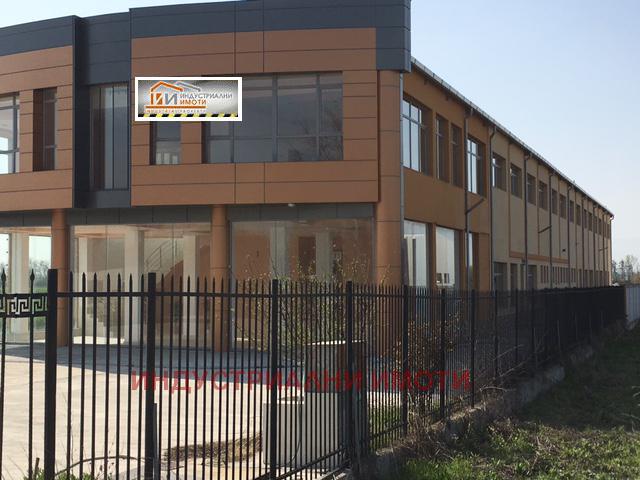 Продава  Пром. помещение град Пловдив , Индустриална зона - Изток , 2400 кв.м | 83953202