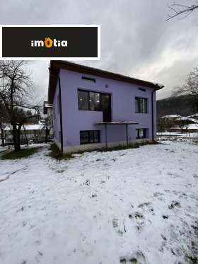 Обява Продава КЪЩА,гр. Априлци, област Ловеч