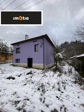 Обява Продава КЪЩА,гр. Априлци, област Ловеч