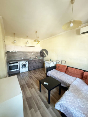 Обява Продава 2-СТАЕН,град Пловдив, Център