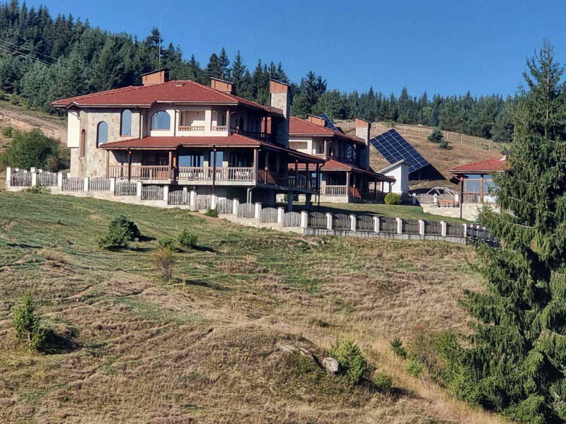 Продава КЪЩА, област Смолян, с. Чала • 700000 € • 53897059 1 — Holmes.bg Продава КЪЩА, област Смолян, с. Чала • 700000 € • 53897059 1
