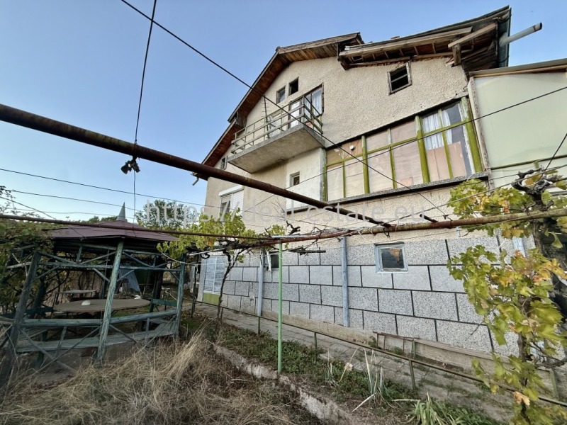 Продава КЪЩА, област Благоевград, с. Клисура • 35000 € • 90021500 1 — Holmes.bg Продава КЪЩА, област Благоевград, с. Клисура • 35000 € • 90021500 1