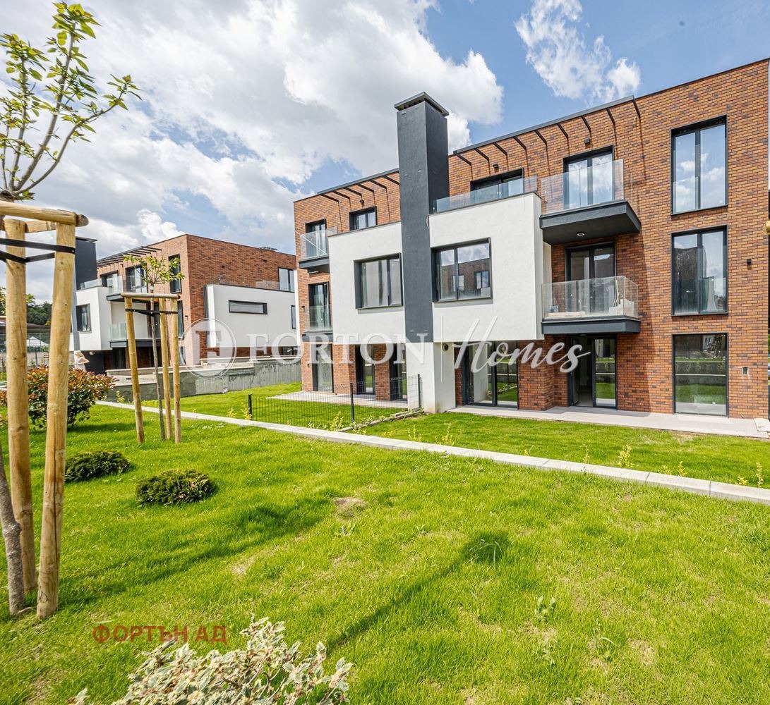 Продава 4-стаен град София , м-т Детски град , 304 кв.м | 40252714 — Imoti.com Продава 4-стаен град София , м-т Детски град , 304 кв.м | 40252714