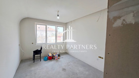 Обява Продава 3-СТАЕН,град Перник, Твърди ливади>