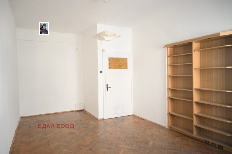 Продава 2-СТАЕН, град София, Център • 303000 € / 592616.49 лв. • 12835609 1 — Holmes.bg Продава 2-СТАЕН, град София, Център • 303000 € / 592616.49 лв. • 12835609 1