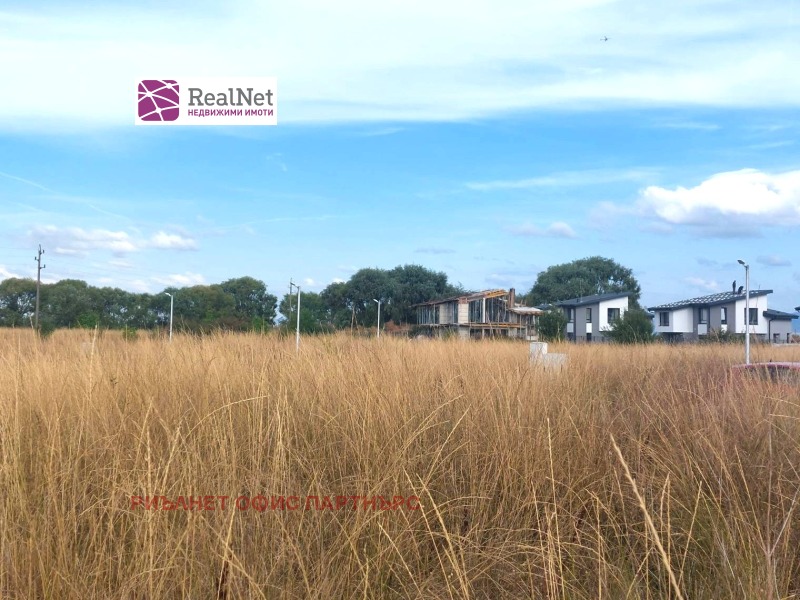 Продава ПАРЦЕЛ, област София, с. Равно поле • 125000 € • 43599409 1 — Holmes.bg Продава ПАРЦЕЛ, област София, с. Равно поле • 125000 € • 43599409 1