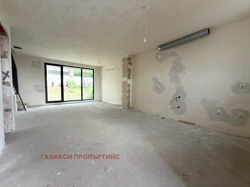 Продава КЪЩА, град София, Бояна • 450000 € / 880123.50 лв. • 86195139 1 — Holmes.bg Продава КЪЩА, град София, Бояна • 450000 € / 880123.50 лв. • 86195139 1