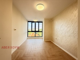 Обява Продава 3-СТАЕН,град Варна, Автогара