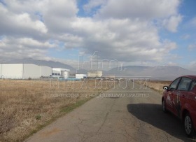 Продажба на имоти в Промишлена зона, град Сливен - изображение 19 