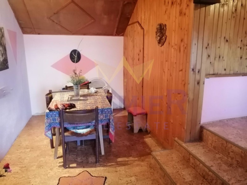 Продава КЪЩА, област Добрич, с. Преспа • 38900 € / 76081.79 лв. • 84826520 1 — Holmes.bg Продава КЪЩА, област Добрич, с. Преспа • 38900 € / 76081.79 лв. • 84826520 1