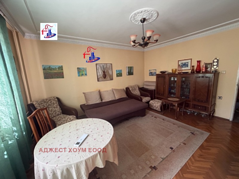 Продава 3-СТАЕН, град Шумен, Център • 168000 € • 26389840 1 — Holmes.bg Продава 3-СТАЕН, град Шумен, Център • 168000 € • 26389840 1