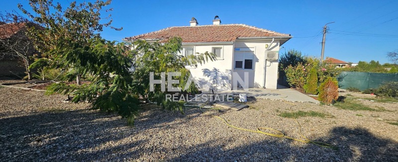 Продава КЪЩА, област Пловдив, с. Черноземен • 80975 € / 158373.33 лв. • 32236253 1 — Holmes.bg Продава КЪЩА, област Пловдив, с. Черноземен • 80975 € / 158373.33 лв. • 32236253 1
