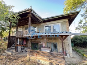 Продава Къща, с. Страхилово