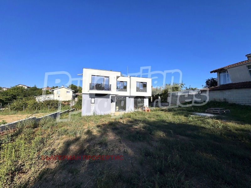 Продава КЪЩА, област Варна, с. Яребична • 279000 € • 11820910 1 — Holmes.bg Продава КЪЩА, област Варна, с. Яребична • 279000 € • 11820910 1