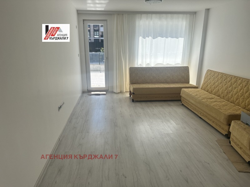 Продава 2-СТАЕН, град Кърджали, Център • 109900 € / 214945.72 лв. • 38115161 1 — Holmes.bg Продава 2-СТАЕН, град Кърджали, Център • 109900 € / 214945.72 лв. • 38115161 1