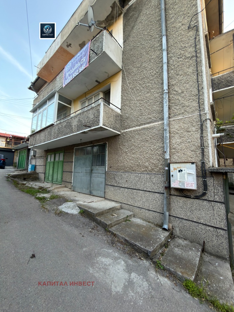 Продава КЪЩА, град Разград, Център • 170000 € / 332491.10 лв. • 22527258 1 — Holmes.bg Продава КЪЩА, град Разград, Център • 170000 € / 332491.10 лв. • 22527258 1