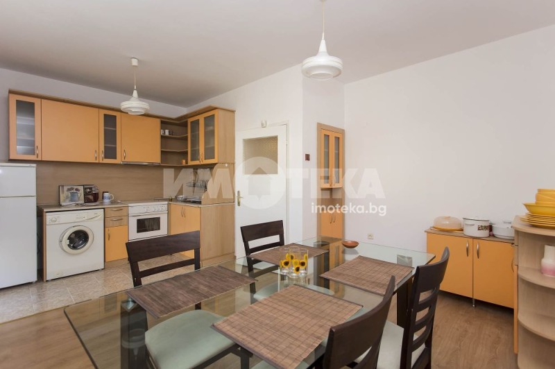 Продава МНОГОСТАЕН, град София, Център • 450000 € / 880123.50 лв. • 33624027 1 — Holmes.bg Продава МНОГОСТАЕН, град София, Център • 450000 € / 880123.50 лв. • 33624027 1