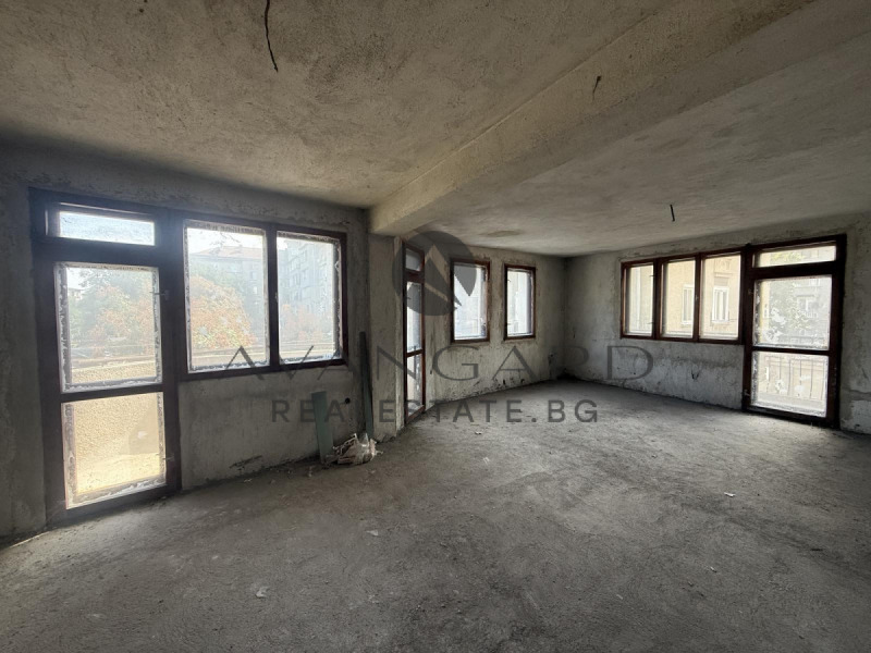 Продава 4-СТАЕН, град Пловдив, Център • 165999 € • 98615562 1 — Holmes.bg Продава 4-СТАЕН, град Пловдив, Център • 165999 € • 98615562 1