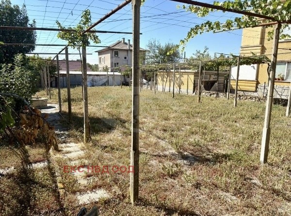 Продава ПАРЦЕЛ, област Пловдив, гр. Хисаря • 55000 € / 107570.65 лв. • 36717838 1 — Holmes.bg Продава ПАРЦЕЛ, област Пловдив, гр. Хисаря • 55000 € / 107570.65 лв. • 36717838 1