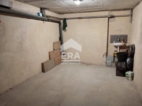 ГАРАЖ, ПАРКОМЯСТО, 16 m2 - Holmes.bg ГАРАЖ, ПАРКОМЯСТО, 16 m2