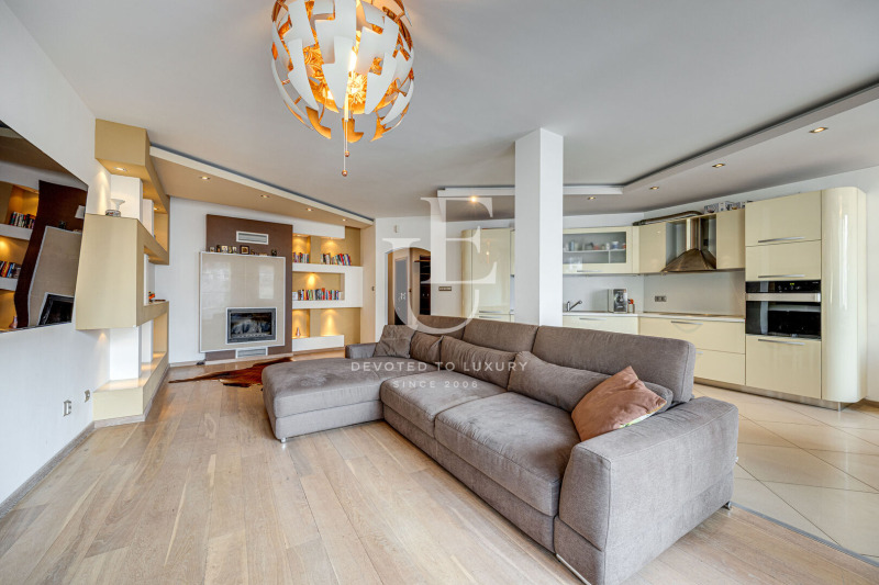 Продава 3-СТАЕН, град София, Лозенец • 575000 € / 1124602.25 лв. • 55869884 1 — Holmes.bg Продава 3-СТАЕН, град София, Лозенец • 575000 € / 1124602.25 лв. • 55869884 1