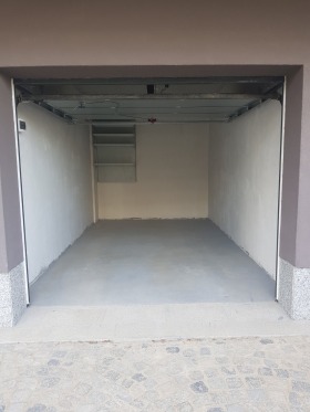 ГАРАЖ, ПАРКОМЯСТО, 19 m2 - Holmes.bg ГАРАЖ, ПАРКОМЯСТО, 19 m2