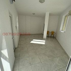 Обява Продава ОФИС,град Бургас, Лазур