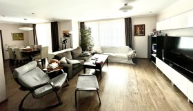 КЪЩА, 358 m2 - Holmes.bg КЪЩА, 358 m2