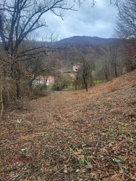 ПАРЦЕЛ, 842 m2 - Holmes.bg ПАРЦЕЛ, 842 m2