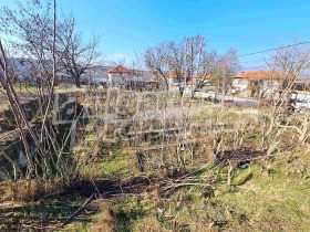 Продажба на имоти в с. Константиново, град Варна - изображение 2 