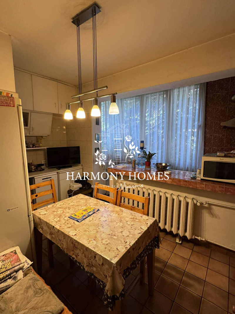 Продава 4-СТАЕН, град София, Гоце Делчев • 350000 € / 684540.50 лв. • 35342621 1 — Holmes.bg Продава 4-СТАЕН, град София, Гоце Делчев • 350000 € / 684540.50 лв. • 35342621 1