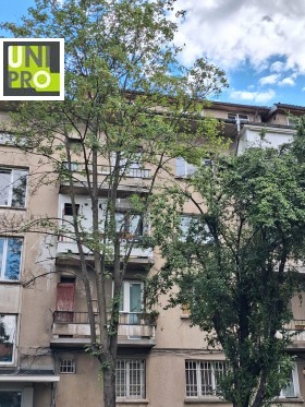 Продава 2-стаен, град София