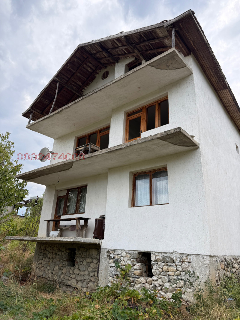 Продава КЪЩА, област Благоевград, с. Дебрене • 144000 € • 79877098 1 — Holmes.bg Продава КЪЩА, област Благоевград, с. Дебрене • 144000 € • 79877098 1