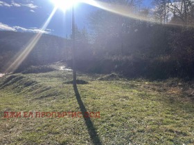 ПАРЦЕЛ, 1 024 m2 - Holmes.bg ПАРЦЕЛ, 1 024 m2