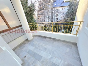 Обява Продава 3-СТАЕН,град Варна, Бриз>