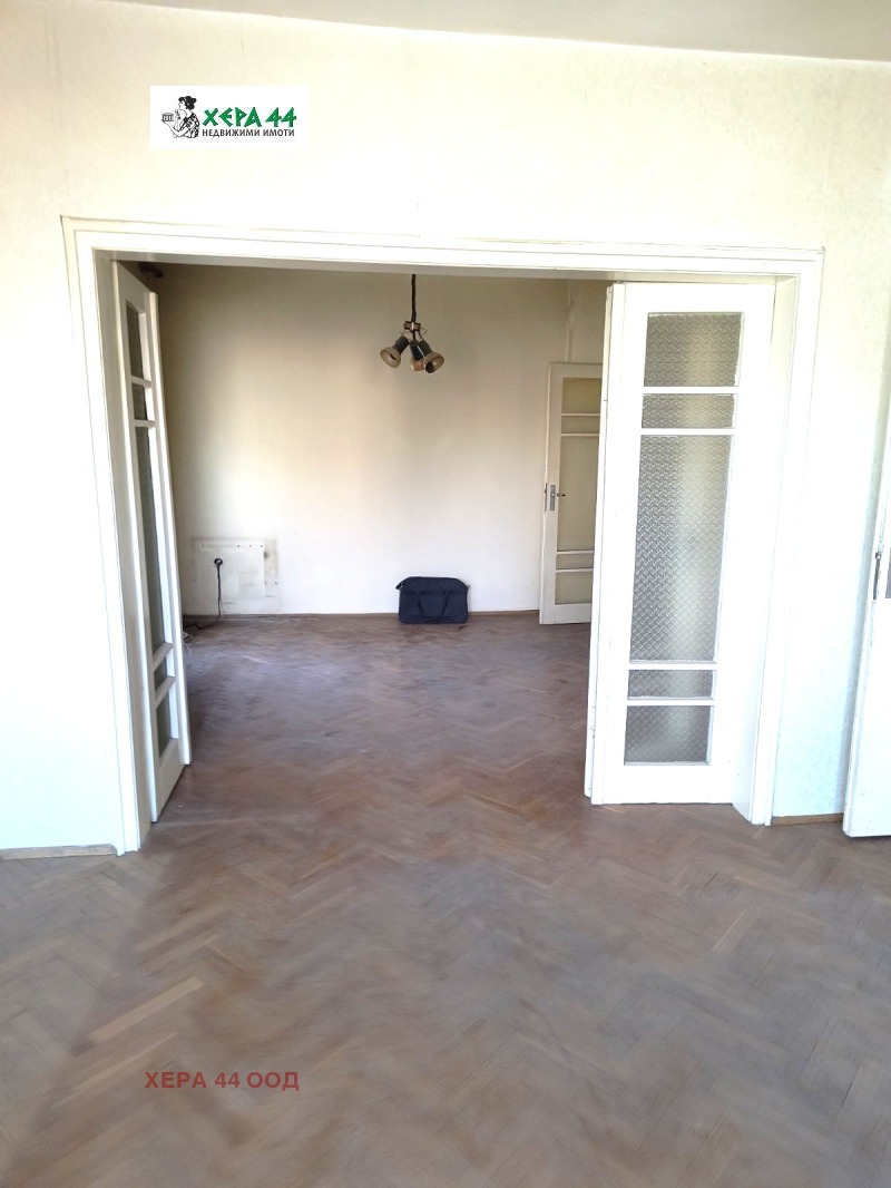 Продава 4-СТАЕН, град Варна, Център • 299000 € / 584793.17 лв. • 87498869 1 — Holmes.bg Продава 4-СТАЕН, град Варна, Център • 299000 € / 584793.17 лв. • 87498869 1