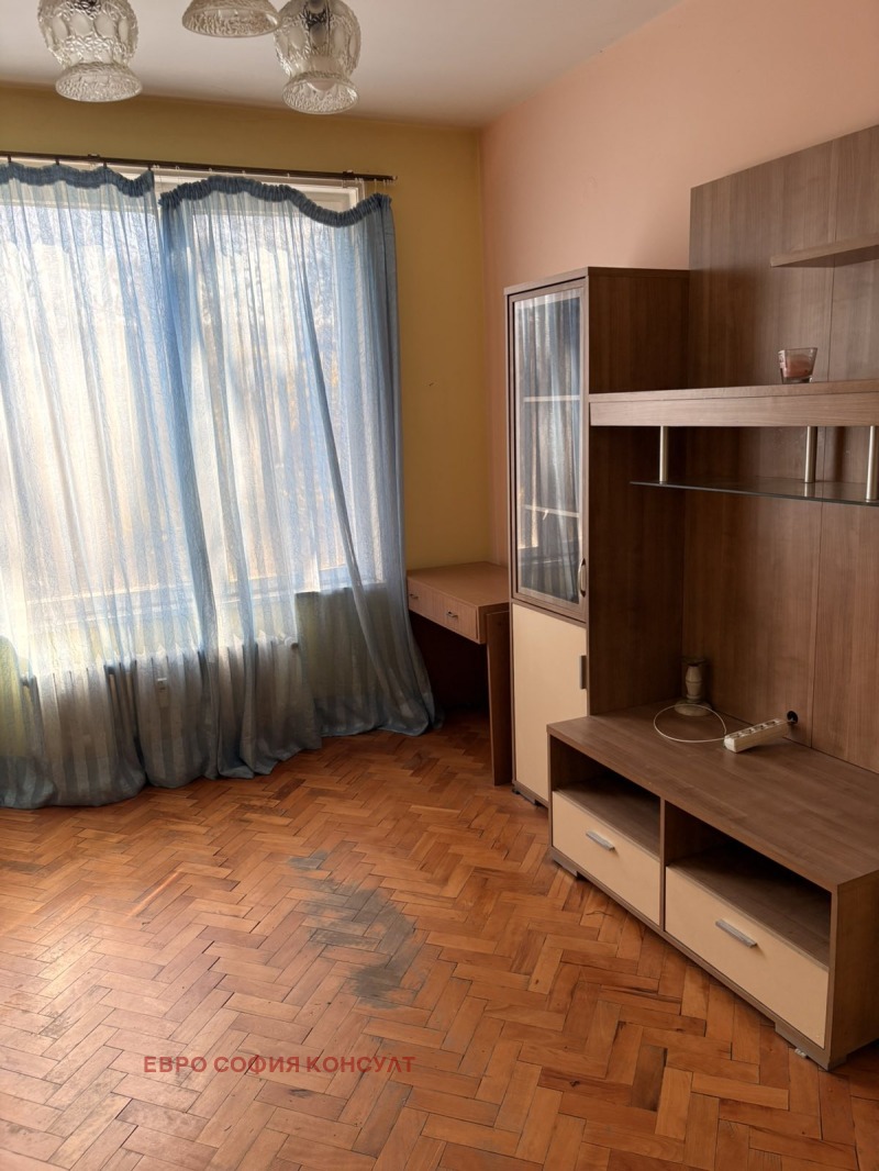 Продава 2-СТАЕН, град София, Гео Милев • 220000 € / 430282.60 лв. • 28247734 1 — Holmes.bg Продава 2-СТАЕН, град София, Гео Милев • 220000 € / 430282.60 лв. • 28247734 1