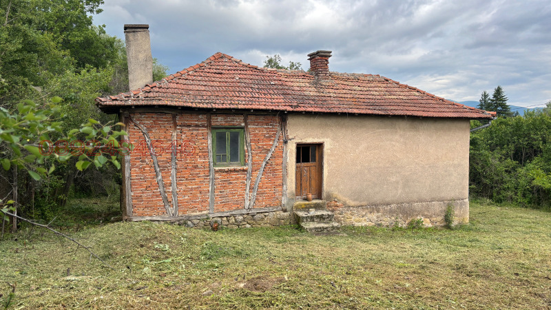 Продава КЪЩА, област Перник, с. Егълница • 35000 € / 68454.05 лв. • 34198918 1 — Holmes.bg Продава КЪЩА, област Перник, с. Егълница • 35000 € / 68454.05 лв. • 34198918 1